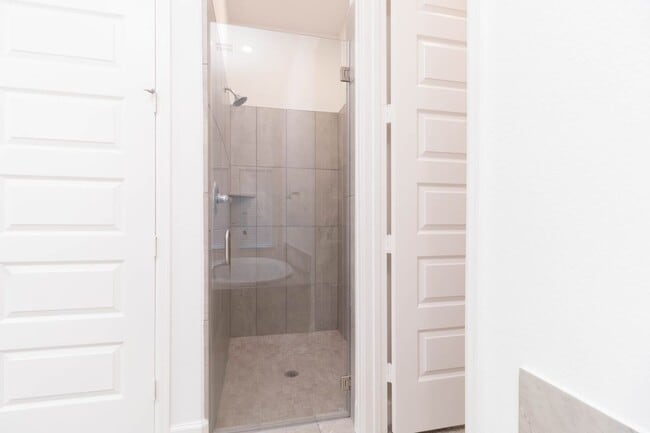 Building Photo - 27126 Spearbract Hollow Trl