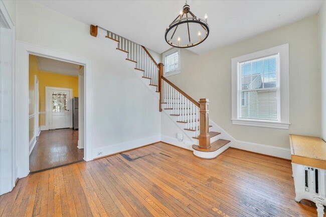 Building Photo - 1144 Wasena Ave SW