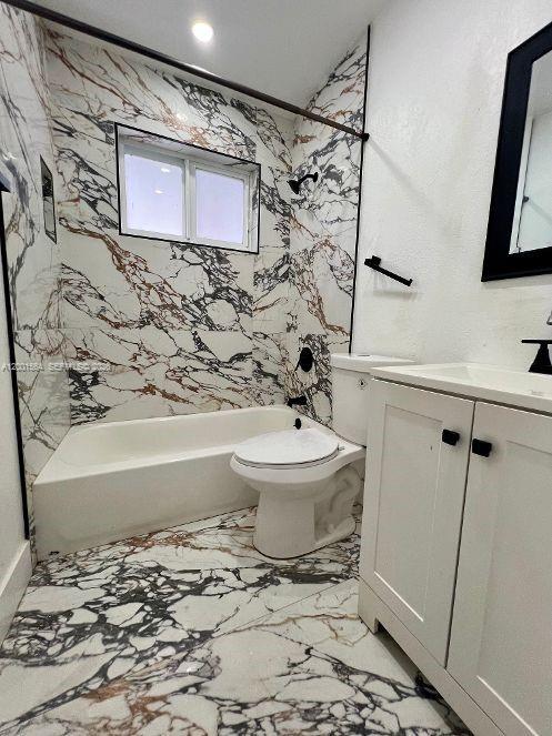 Building Photo - 2620 NW 18th Terrace