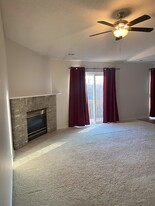 Building Photo - 295 Woodridge Cir