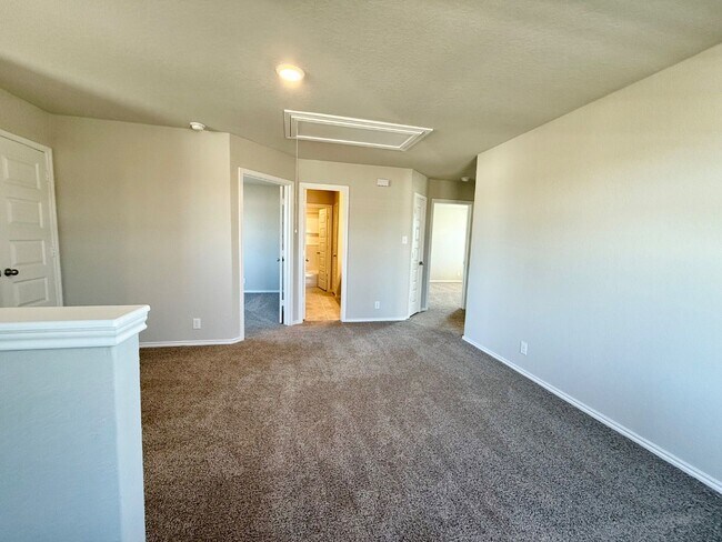 Building Photo - 2428 Dino Dr