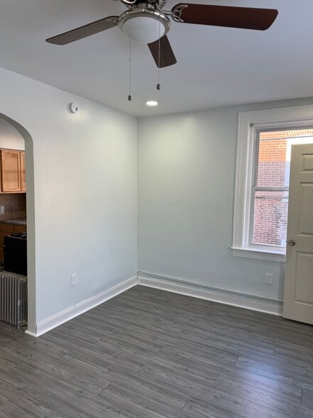 Building Photo - 5719 N Park Ave