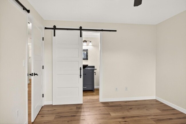 Building Photo - 1517 Westfield Way