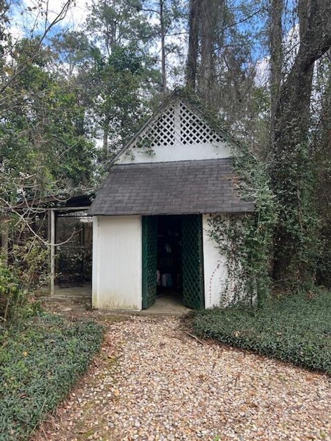 Building Photo - 3 Bedroom/2 Bath Home in Valdosta