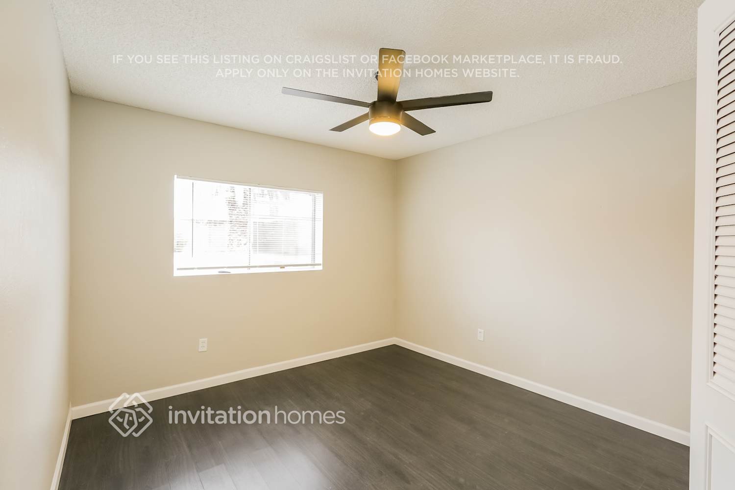 Building Photo - 1712 W Bentrup Ct