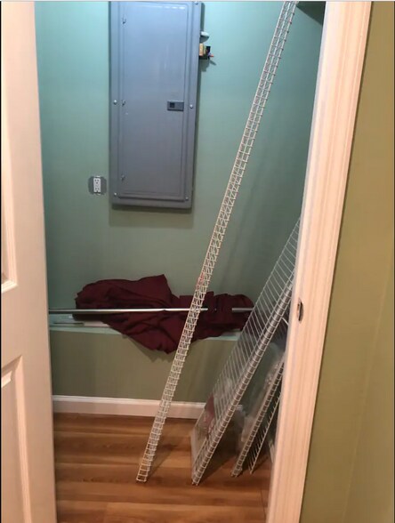 Building Photo - 275 croton dam road