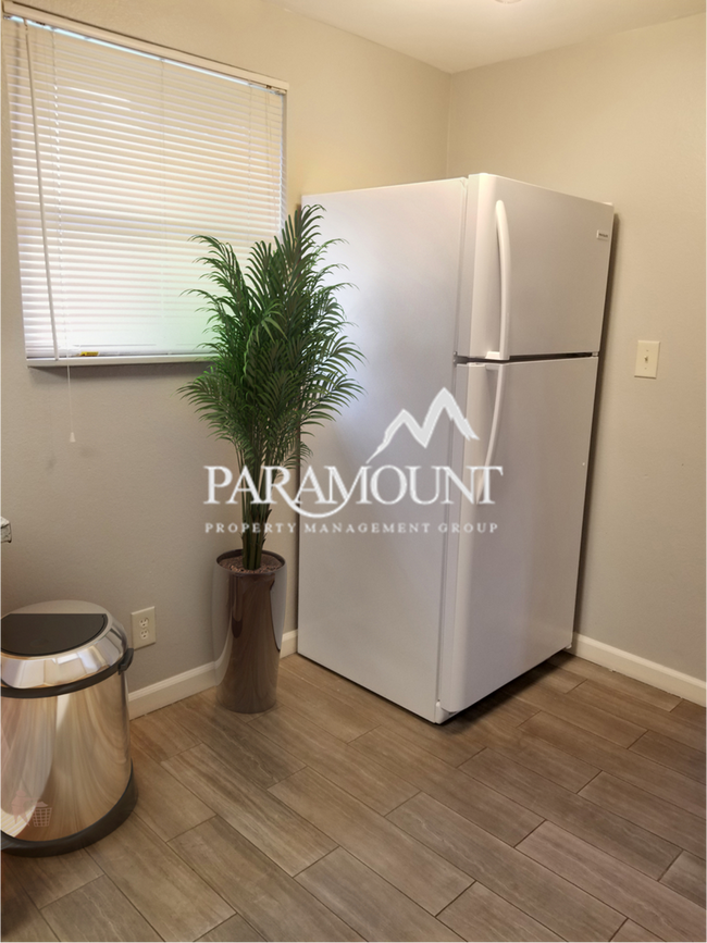 Building Photo - Cozy 1 bedroom!!!!