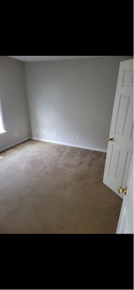 Building Photo - 1302 Ben Brewington Ct