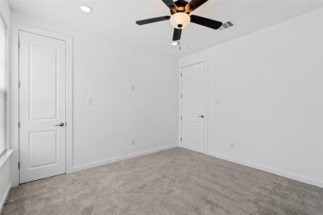 Building Photo - 8001 Talton St