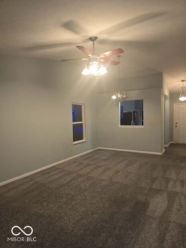 Building Photo - 8209 Twin River Dr