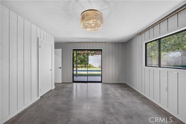 Building Photo - 614 N Glendora Ave