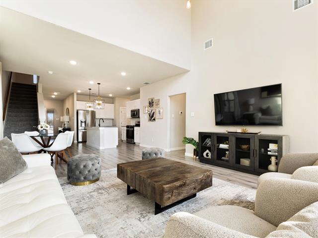 Building Photo - 138 Mandarin St