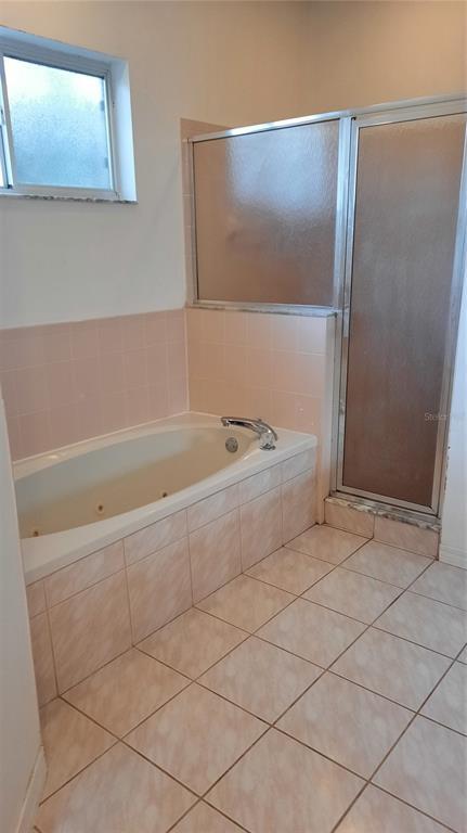 Building Photo - 58 Burning Bush Dr