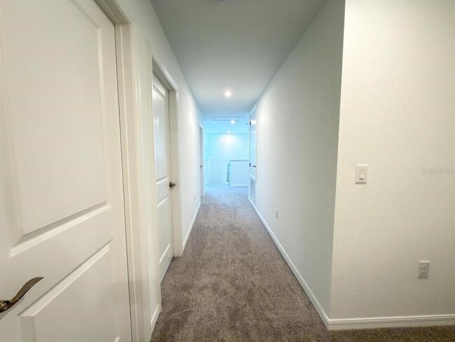 Building Photo - 1327 Normandy Dr