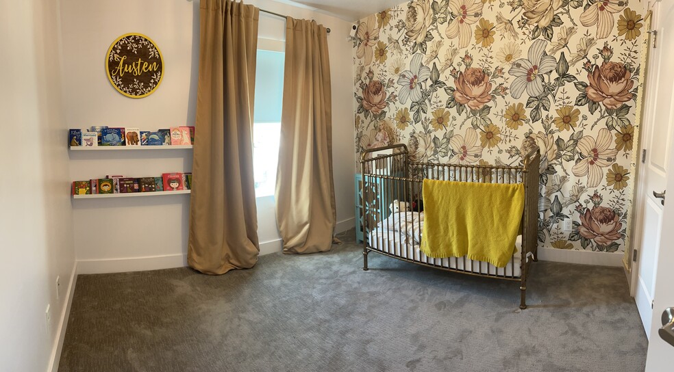 Bedroom 3 - 1822 W Torlundy Dr