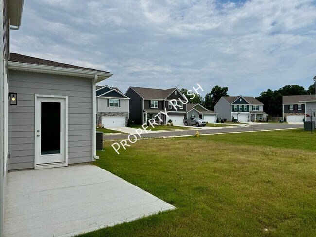 Building Photo - 7535 Bendire Lp