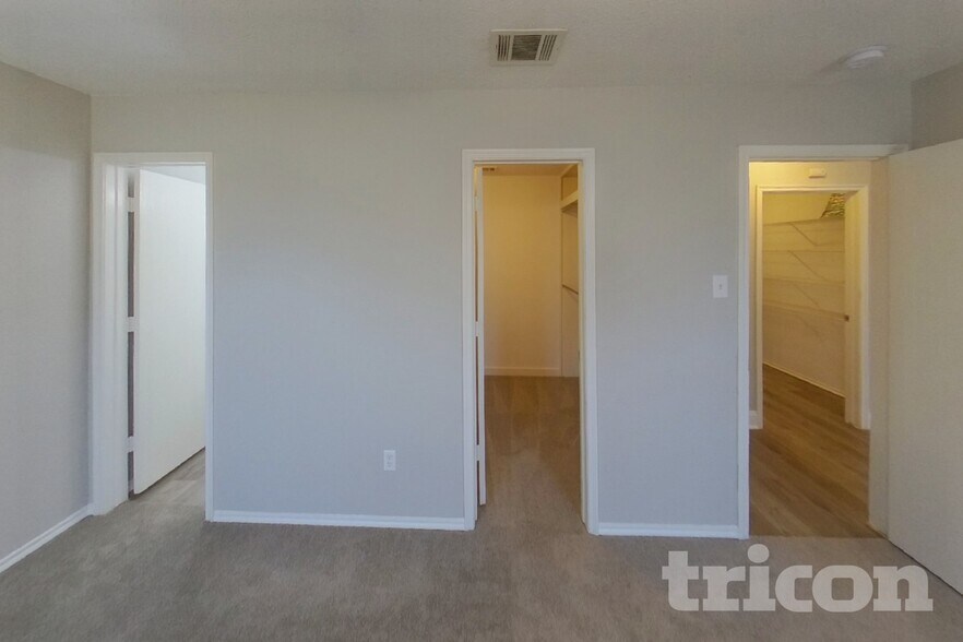 Building Photo - 135 Jefferson Dr