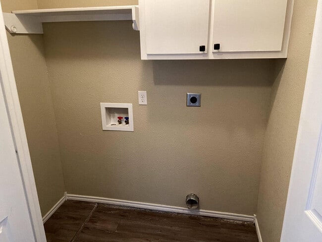 Building Photo - 2709 Cornell St