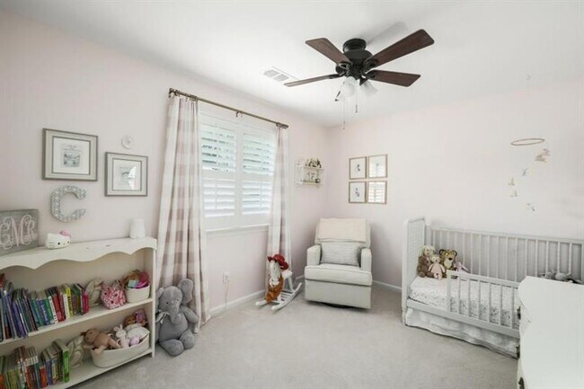 Building Photo - 12080 Greenmont Walk