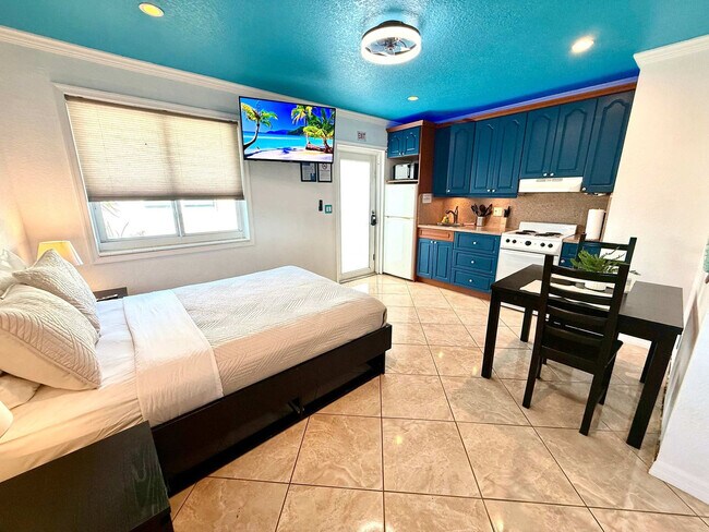 Building Photo - 330 Grant St