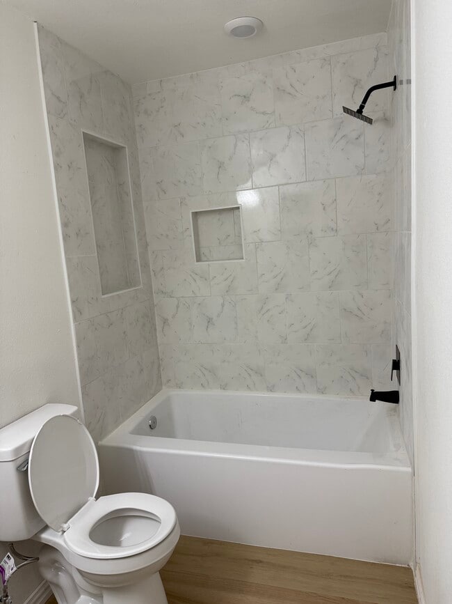 Building Photo - 12939 Segrest Dr