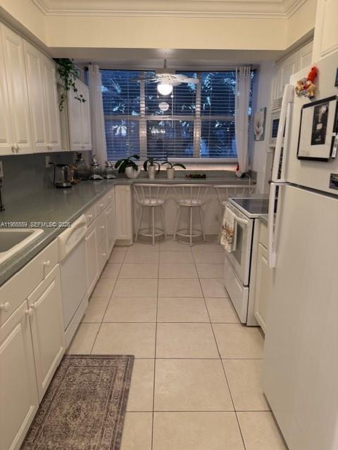 Building Photo - 100 Golden Isles Dr