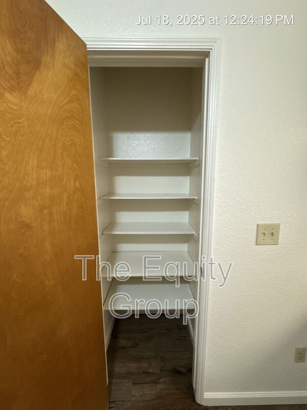 Building Photo - 1328 S Rossmoor St