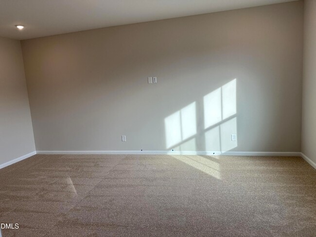 Building Photo - 11 Allgood St