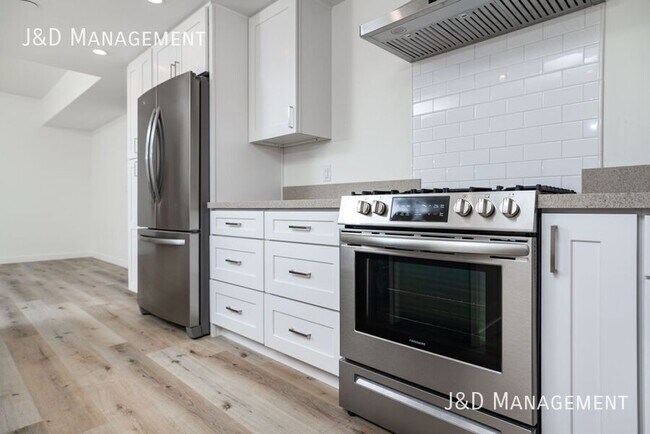 Building Photo - 3333 Reynard Way