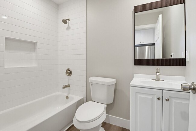 Building Photo - 54TH STREET 2985-2987 FRONT UNITS