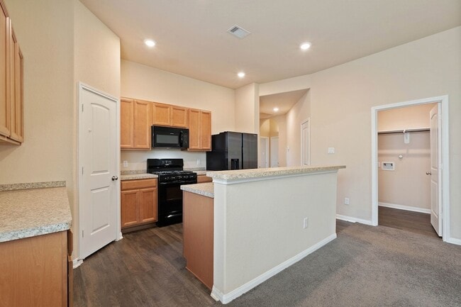 Building Photo - 11053 Patriot Ct