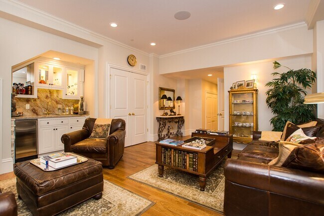 Building Photo - 1 Winter Pl