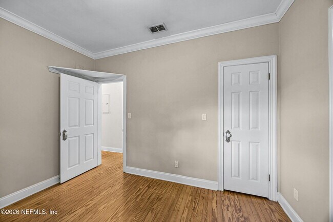 Building Photo - 3643 Herschel St
