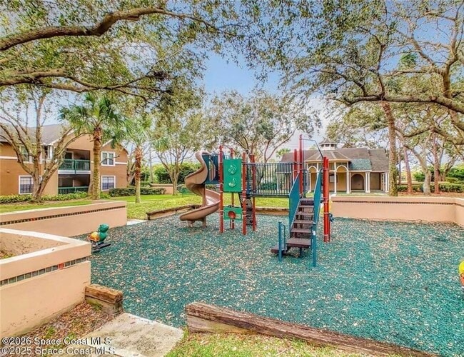 Building Photo - 7667 N Wickham Rd