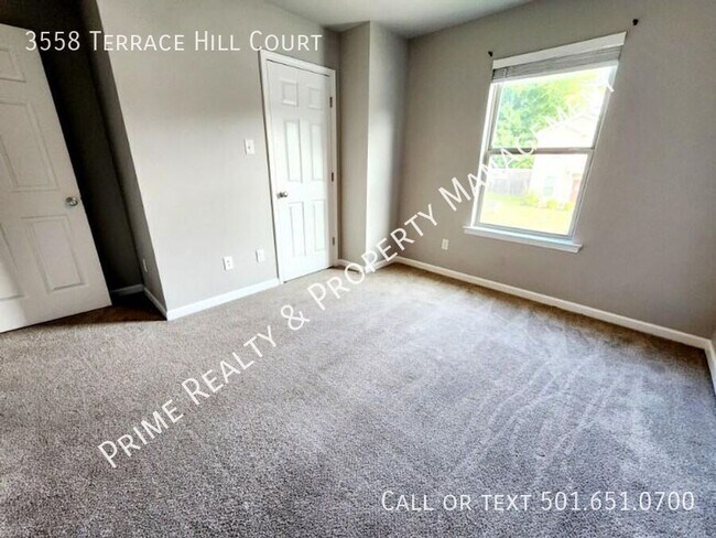 Building Photo - 3558 Terrace Hill Ct