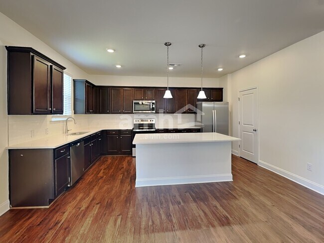 Building Photo - 164 Hazel Pk Dr