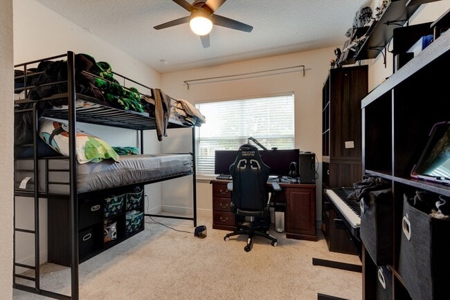 Building Photo - 5424 Estero Loop