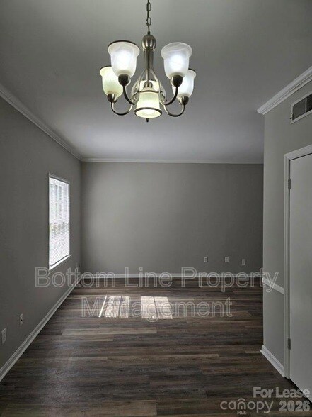 Building Photo - 5949 Quail Hollow Rd