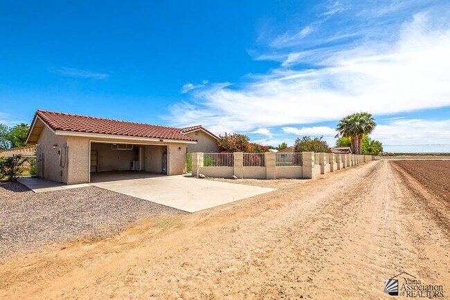 Building Photo - 4296 W County 15th St