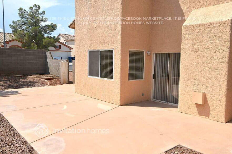 Building Photo - 9129 Valley of Fire Ave