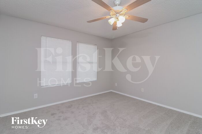 Building Photo - 5216 Newcastle Ln