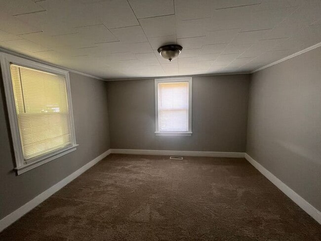 Building Photo - 735 NC-24, Cameron