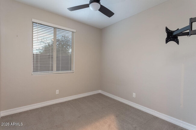 Building Photo - 14341 W Smoketree Dr