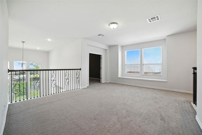 Building Photo - 3054 Columbus Loop