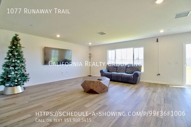 Building Photo - 1077 Runway Trl