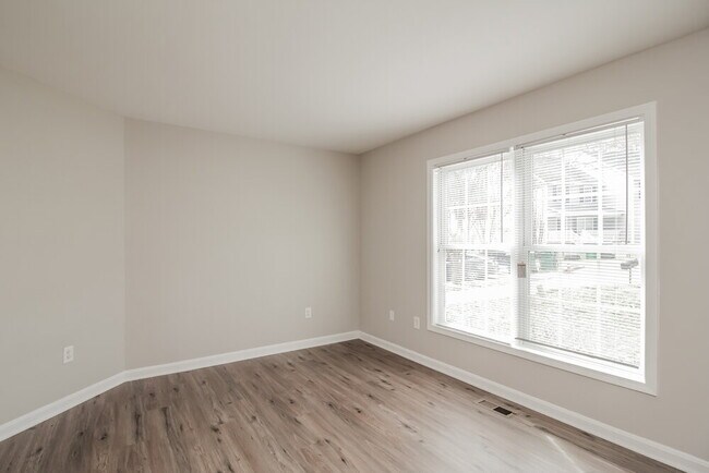 Building Photo - 6803 Campbell Burn Ct