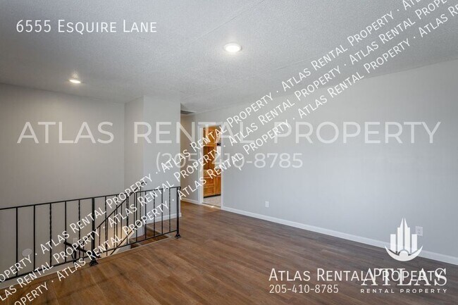 Building Photo - 6555 Esquire Ln