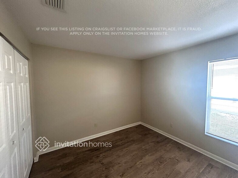 Building Photo - 1916 Bridgehampton Pl