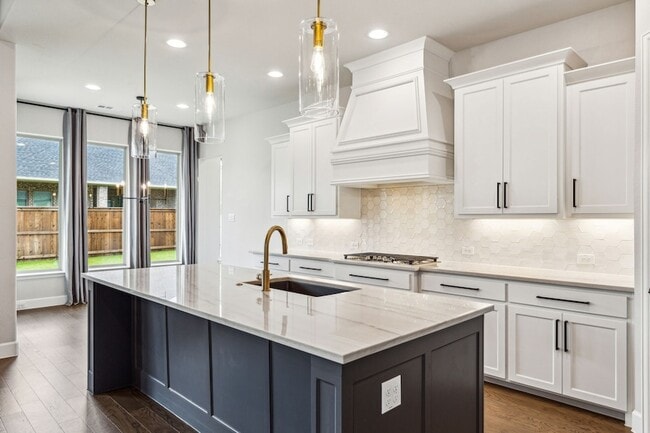 Building Photo - 2232 Grey September St