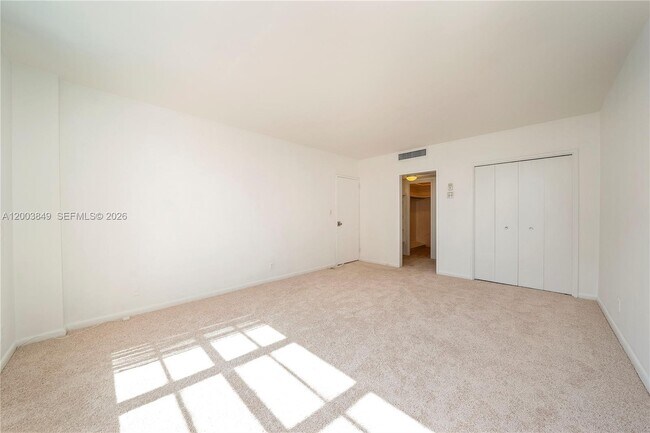 Building Photo - 5700 Collins Ave